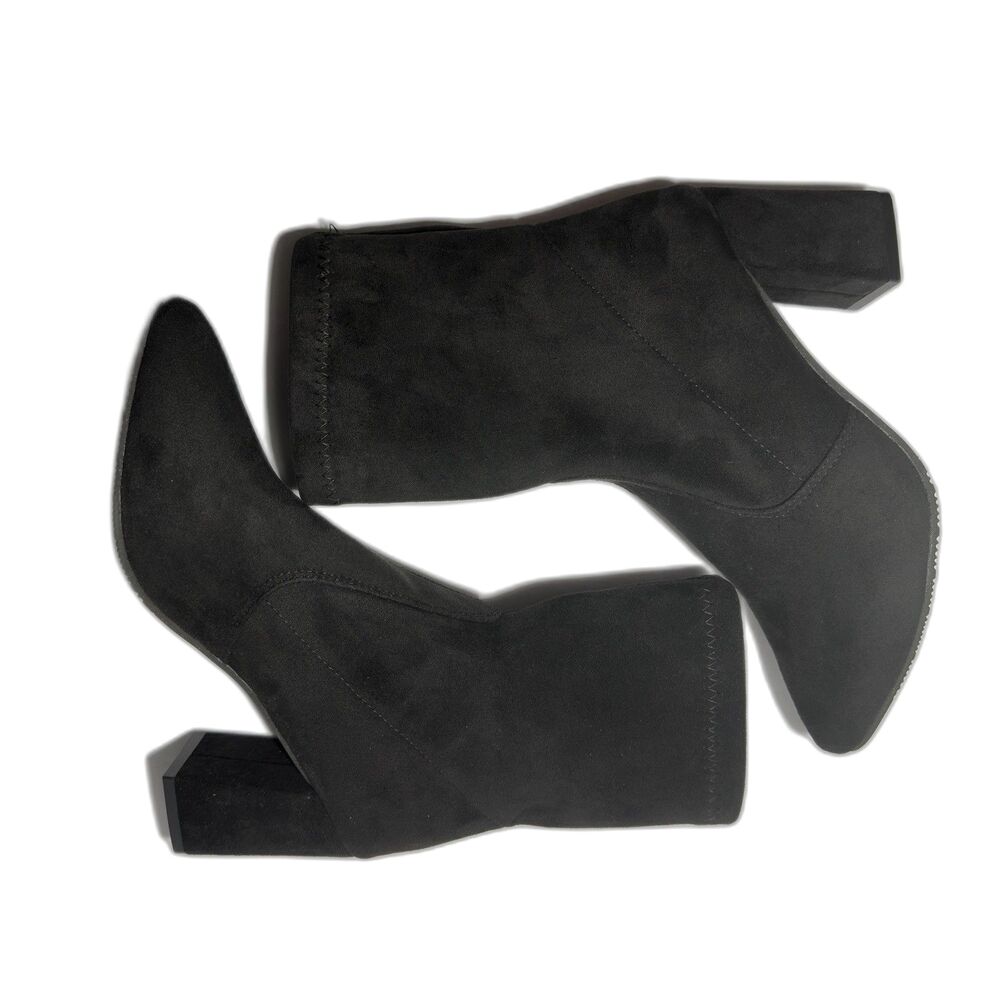 Women’s 8.5 Black Ankle Boots Block Heel Pointed Toe Faux Suede NWOT